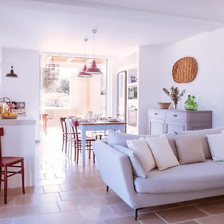 Trullo Mamas * أوستوني