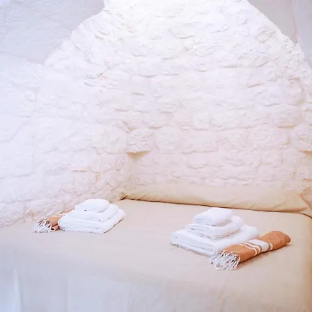 Trullo Mamas Villa