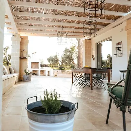 Trullo Mamas Villa Ostuni